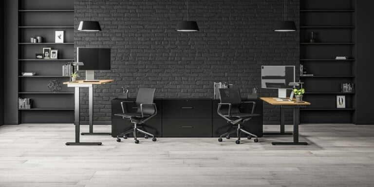 adjustable height desks/sit-stand desks
